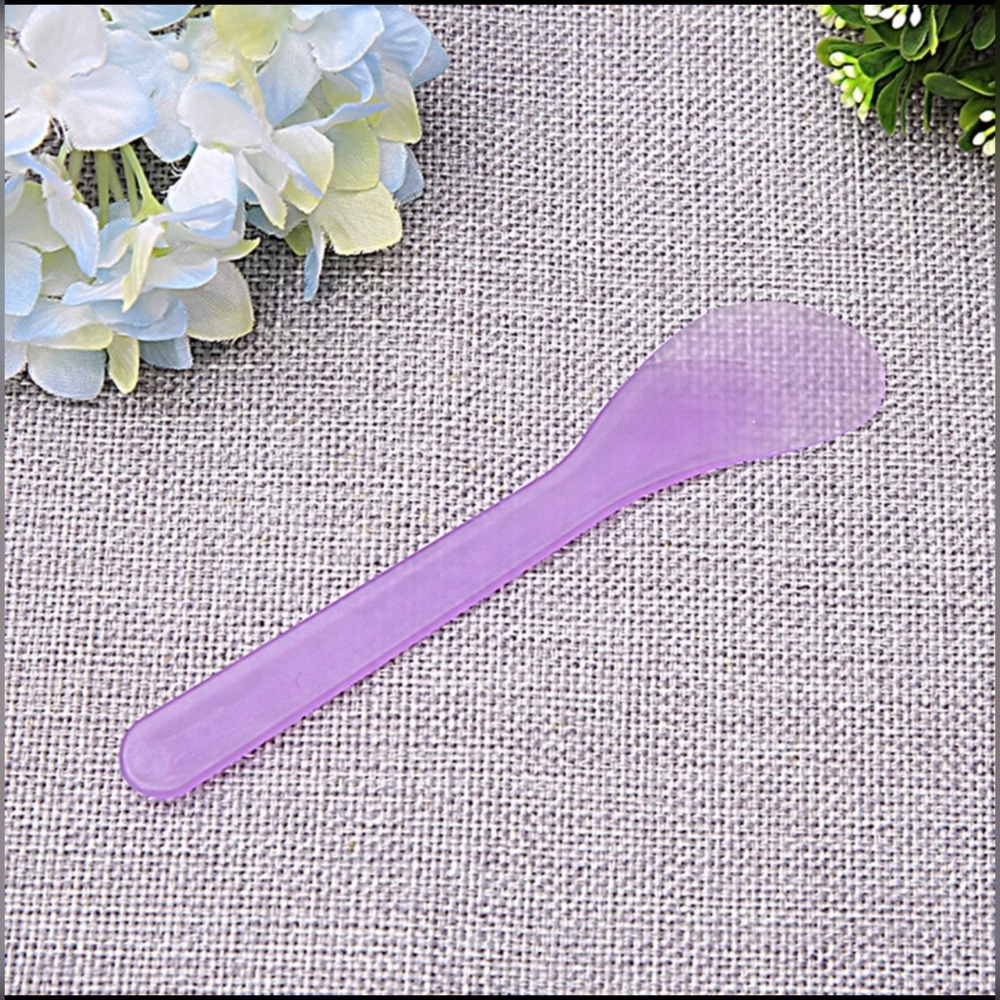 Makeup / Cosmetics Spatula